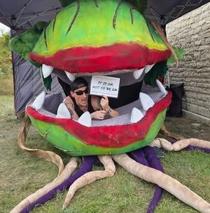 Meet your Posher, Zachariah